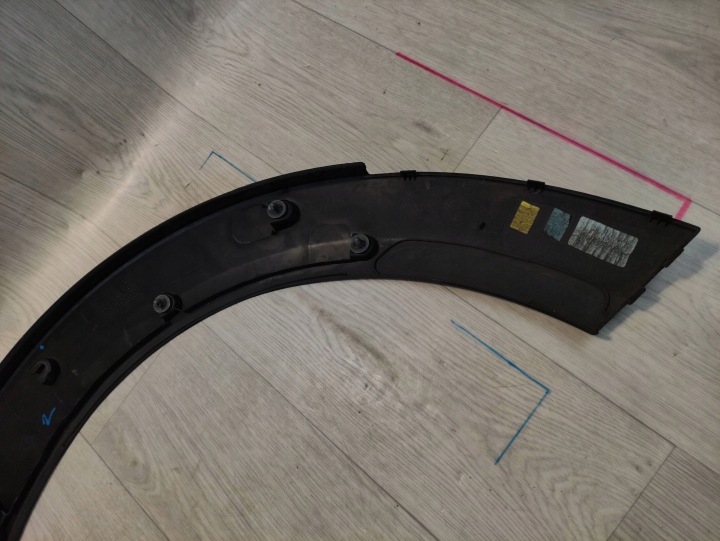 MINI ONE COOPER F55 MOULURE GARDE-BOUE GAUCHE AVANT 7300819