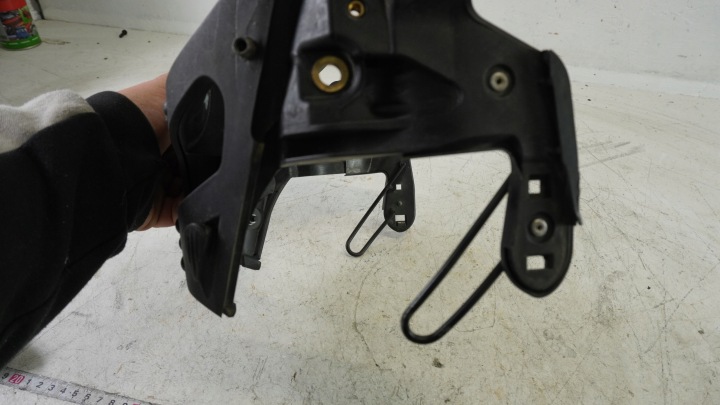 L178 BMW R1100S R 1100 AVEC COFFRE CHÂSSIS ARRIÈRE 52532328383