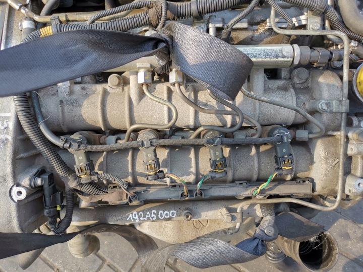 MOTEUR COMPLET ALFA 149 156 1.9 JTD 192A5000