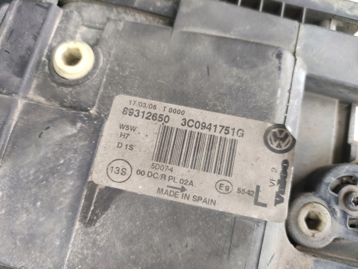 VW PASSAT B6 05- PHARE GAUCHE AVANT AVANT BI XÉNON