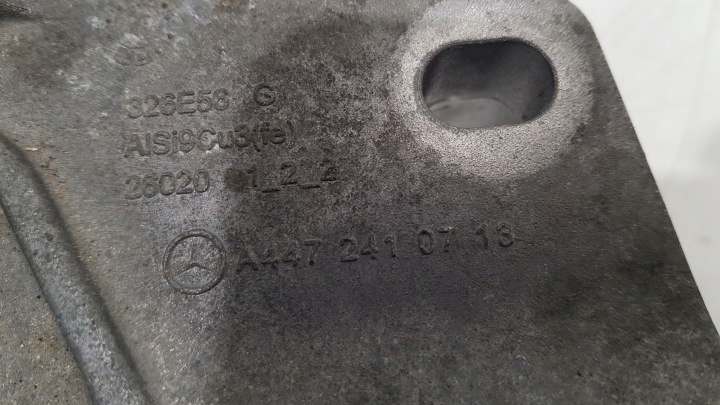 MERCEDES VITO 447 1.6 CDI POIGNÉE COUSSIN MOTEUR A4472410713