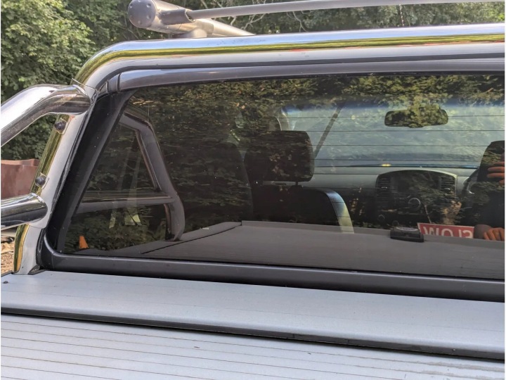 NISSAN NAVARA VITRE ARRIÈRE ARRIÈRE 2015 PICKUP 4/5DR D40 RESTYLAGE (09-23) DIESEL