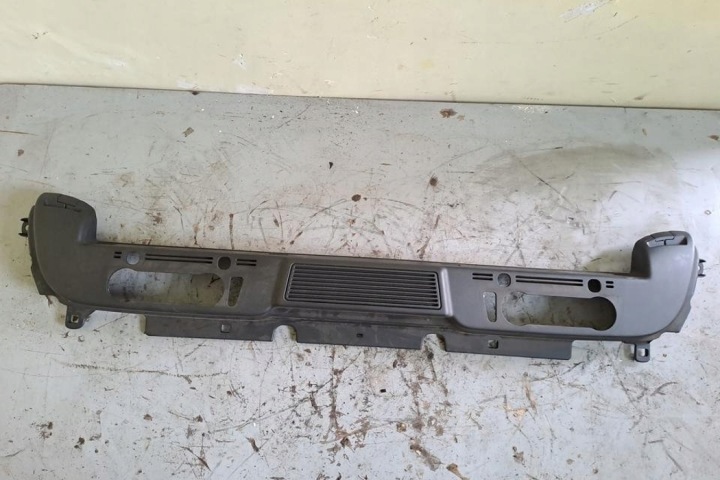 MOULURE DÉCORATIVE COUVERCLES DE COFFRE BMW 3 COUPÉ (E92) 6984854 2011