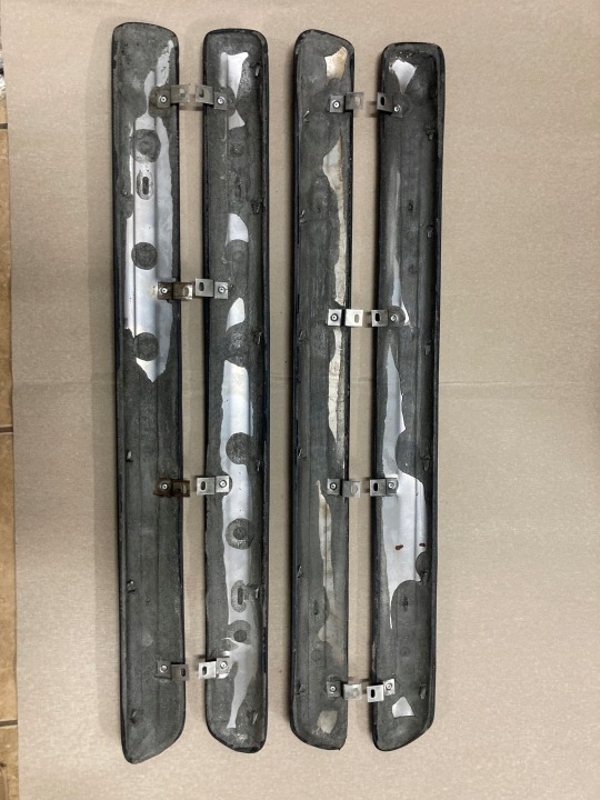 PARAPETY PORTES FSO FIAT 125P NOUVEAU ENSEMBLE