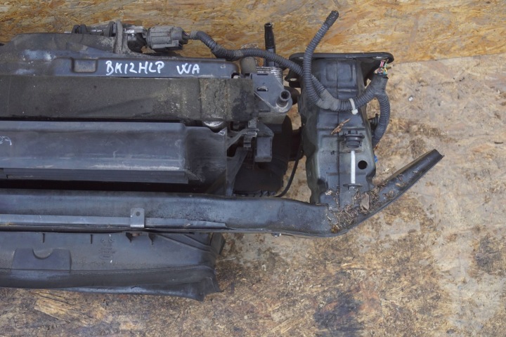 FORD FOCIS MK3 PANNEAU AVANT RADIATEURS VENTILATEUR 2.0 TDCI (D807)