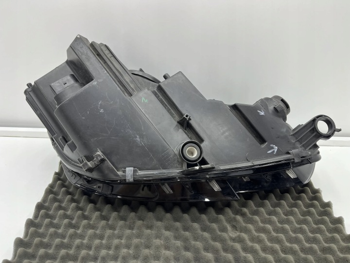 PHARE PROJECTEUR AUDI A4 B9 8W 15-19R. GAUCHE AVANT XÉNON XÉNON LED ORIGINAL