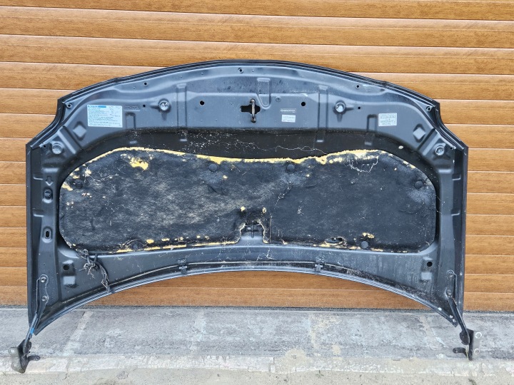 TOYOTA AURIS I 07-09 CAPOT 209