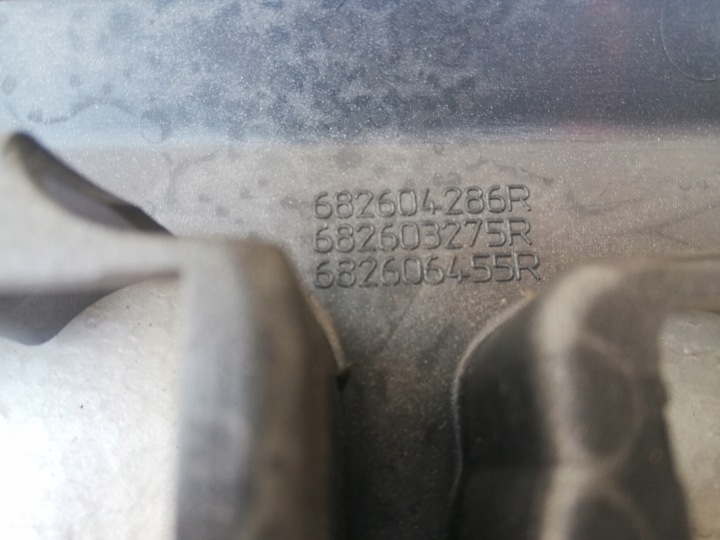 CONSOLE CENTRALE DACIA LOGAN SANDERO I ORIGINAL