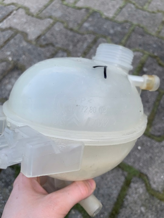 PEUGEOT 2008 RÉSERVOIR RÉSERVOIR D'EXPANSION LIQUIDE CHLODZAC 980077728002