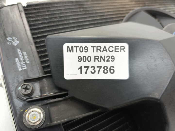 YAMAHA MT09 TRACER 900 RN29 RADIATEUR VENTILATEUR