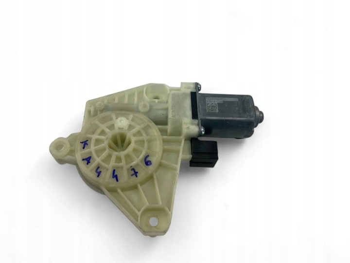 PETIT MOTEUR VITRES ARRIÈRE GAUCHES PORTES VW PASSAT B8 (3G2) 5Q4959802D 30494959