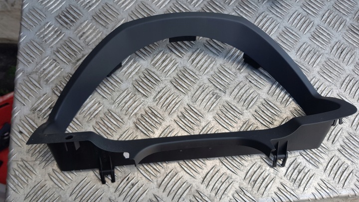 MERCEDES W204 CHÂSSIS TABLEAU DE BORD PLASTIQUE A2046800023