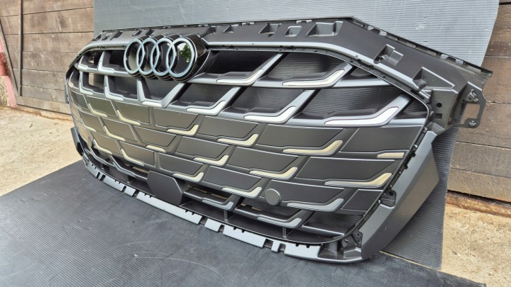 CALANDRE RADIATEUR GRILLE AUDI A3 8Y LIFT 24- S-LINE OE 8Y0853651AF BLACKCHROM