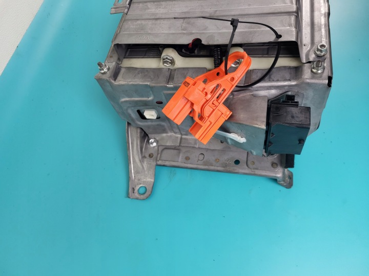 TOYOTA YARIS III 14R 1.5 HYBRIDE BATTERIE BATTERIE G9280-52031