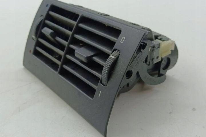ARRIÈRE GRILLE VENTILATION BMW 5 (E39) 8376150 3.0L DIESEL 135KW 2000