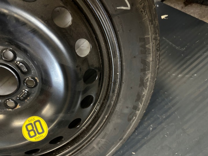 FORD KUGA MK2 II KOLO RÉGLAGE 17 T155/70 R17 RÉSERVE PNEU DE SECOURS 8V41-AB