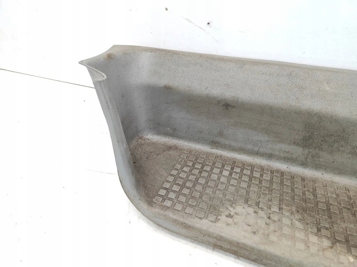 AVANT GAUCHE MOULURE DÉCORATIVE SEUIL VW