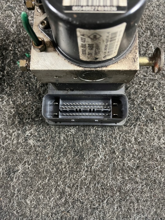 POMPE ABS RENAULT LAGUNA 8200053422A