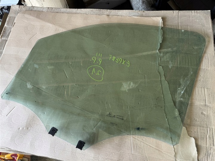 VITRE DE PORTIÈRE DROIT AVANT AVANT PEUGEOT EXPERT 3 III