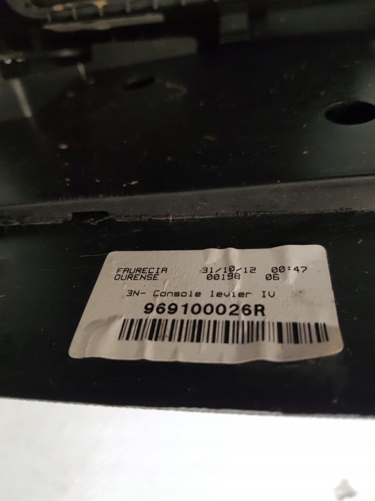 TUNNEL CENTRAL 969100026R RENAULT MEGANE III LIFT 12R EUROPE UNIVERSEL