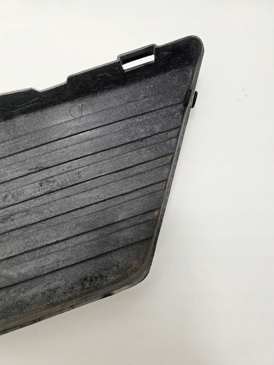 SUZUKI GSX 400 AVEC DÉFLECTEUR D'AIR LATÉRALE PROTECTION CÔTÉ COLLECTEUR