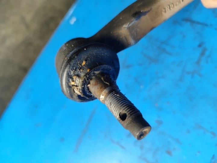CRÉMAILLÈRE DE DIRECTION TOYOTA SIENNA 11-16
