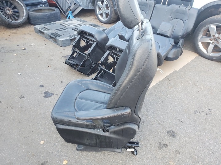 CHRYSLER PACIFICA P68321862AA ENSEMBLE SIÈGES BANQUETTES ARRIÈRE
