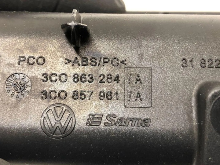 ENSEMBLE MOULURES ZEWNETRZNYCH VW PASSAT B7 ALLTRACK (365) 3C0863100 2.0L