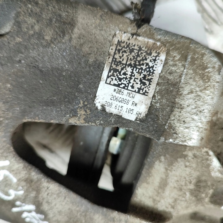 AUDI A1 2023 GAUCHE CÔTÉ ÉTRIER DE FREIN DE FREIN AVANT