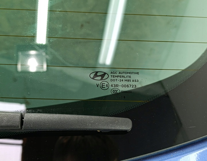 COUVERCLES DE COFFRE ARRIÈRE ARRIÈRE HYUNDAI TUCSON COMPLÈTE U2U 18R