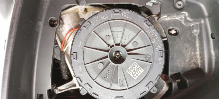 RÉTROVISEUR GAUCHE VOLKSWAGEN TIGUAN II 11 GOUPILLE (9+2) 8502-101