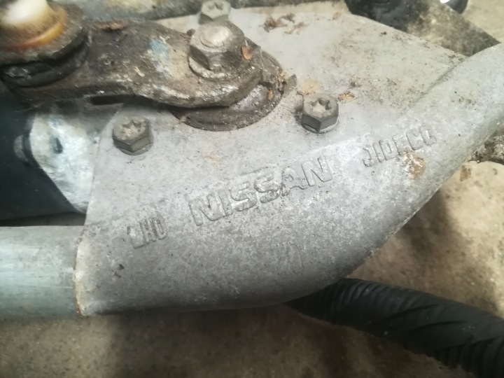 NISSAN OE 28810AU310 PETIT MOTEUR MOTEUR ESSUIE-GLACES