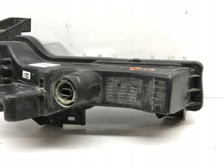 TESLA 3 PHARES ANTIBROUILLARD GAUCHE LED FJD AVANT 1077395-00-C