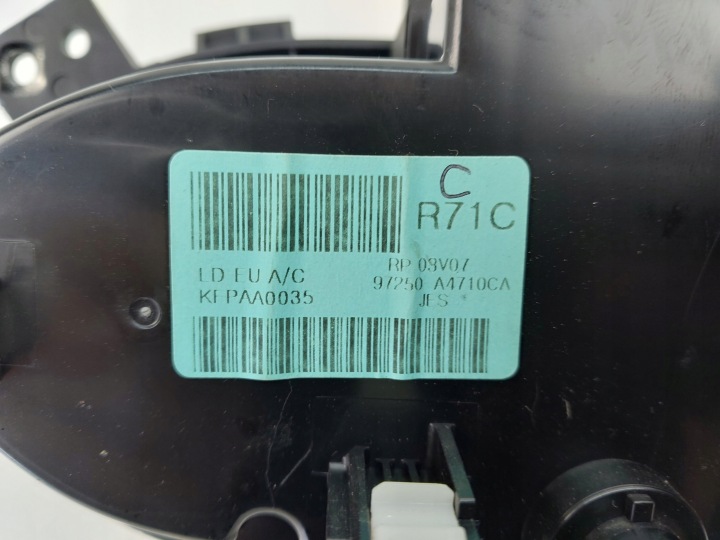 PANNEAU CLIMATISATION CONDUIT D'AIR 97250-A4710CA 97250-A4XXX KIA CARENS IV