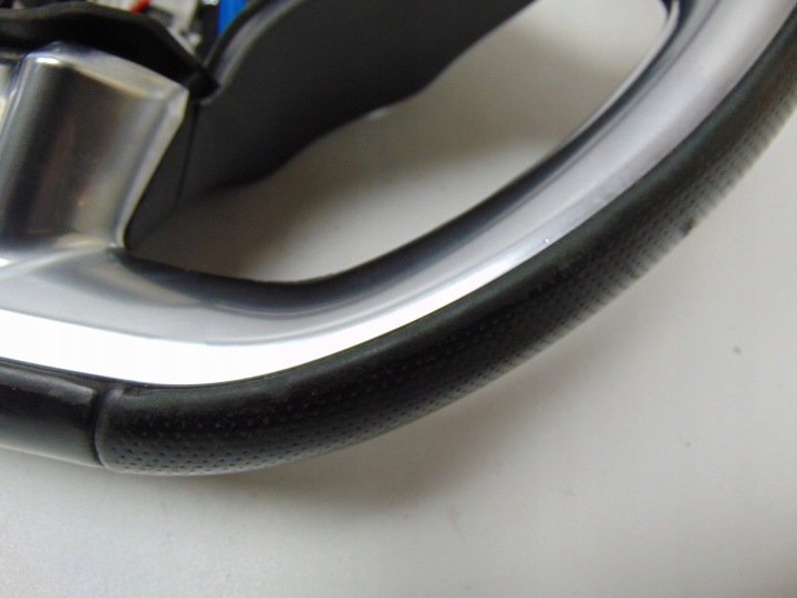 VOLANT CUIR CITROEN DS3 96883081ZD