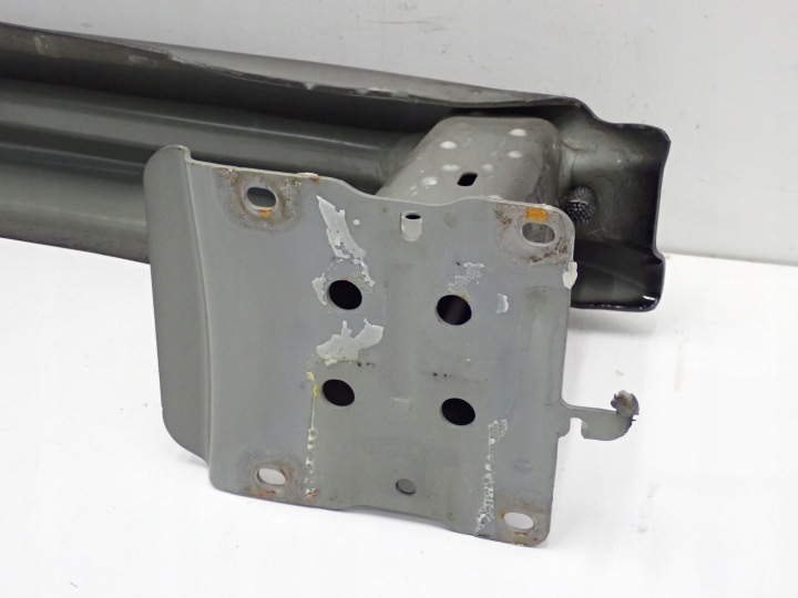 POUTRE ARRIÈRE SOUS PARE-CHOCS RENFORCEMENT 11A807630 11A807629 SKODA ENYAQ