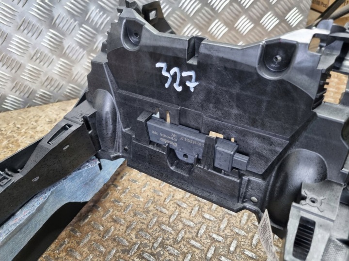 2020 BMW 2 F44 CONSOLE CENTRALE 6823558