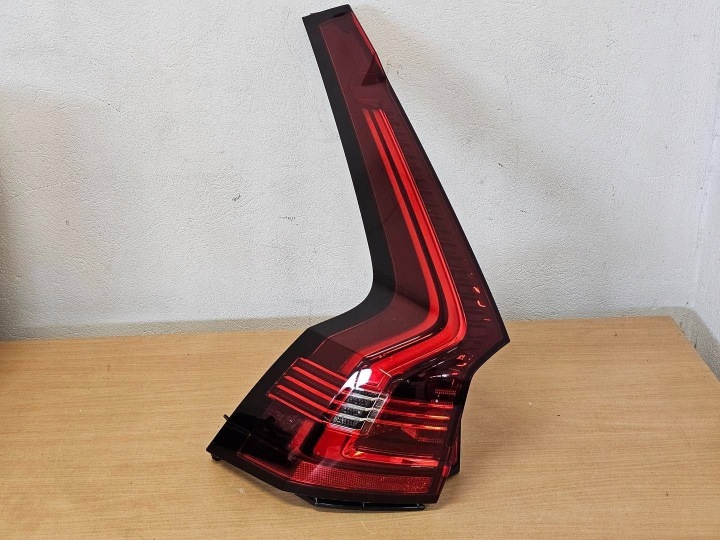 PHARE ARRIÈRE DROITE VOLVO V90 V90 CC LIFT 2021- 32337133