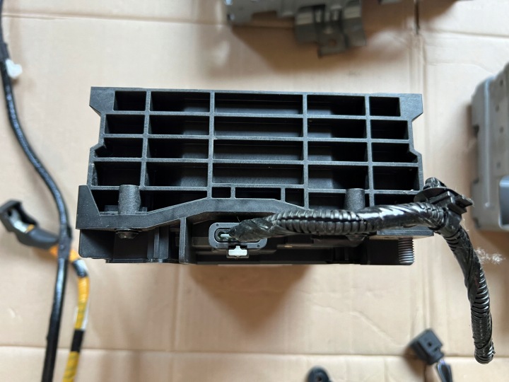 SUZUKI VITARA BATTERIE BATTERIE 1.4 TURBO HYBRID ANNÉE 2021 16 MILLE KM