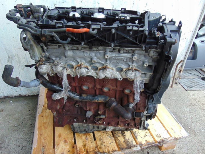 MOTEUR POTEAU FORD KUGA MK1 2.0 TDCI AV4Q6007AB D4204T UFDA EURO5 152 MILLE