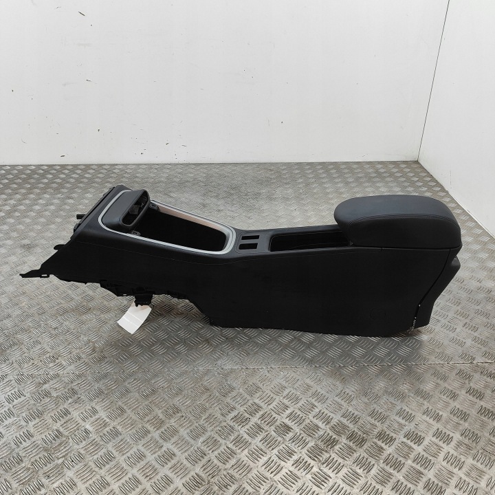 JEEP AVENGER 2024 GARNITURE ENSEMBLE