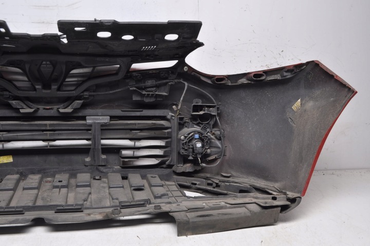 RENAULT CLIO IV PARE-CHOCS AVANT AVANT