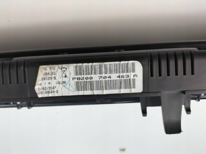 COMPTEUR TABLEAU DE BORD RENAULT OE P8200704463A