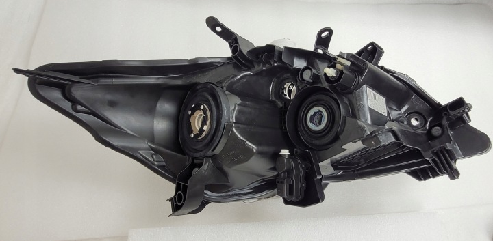 PHARE GAUCHE AVANT TOYOTA AURIS I LIFT ORDINAIRE 2009-2012 81150-02540