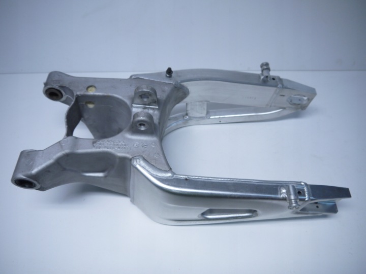 HONDA CBR 1000RR SC57 BRAS DE SUSPENSION ARRIÈRE ARRIÈRE NW1