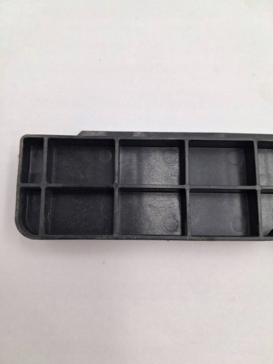 SUPPORT BATTERIE VOLVO V40 31301935