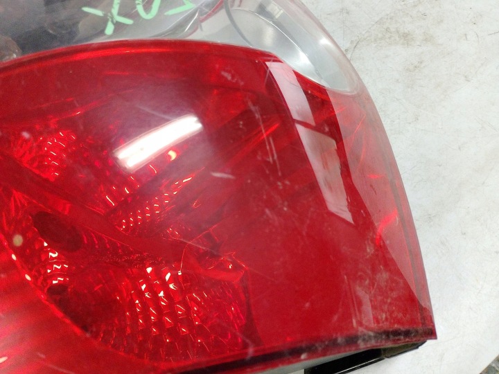 VW VOLKSWAGEN FOX PHARE DROIT ARRIÈRE ARRIÈRE 084411979R EUROPE