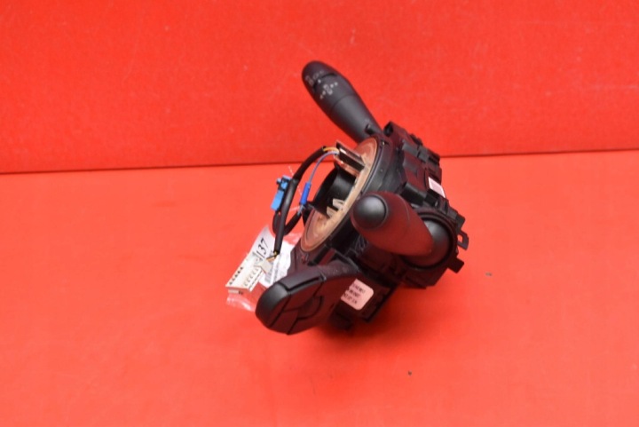 COMMUTATEUR COMPOSITE ARAIGNÉE 96773879XT CITROEN C3 5D HAYON 12-16
