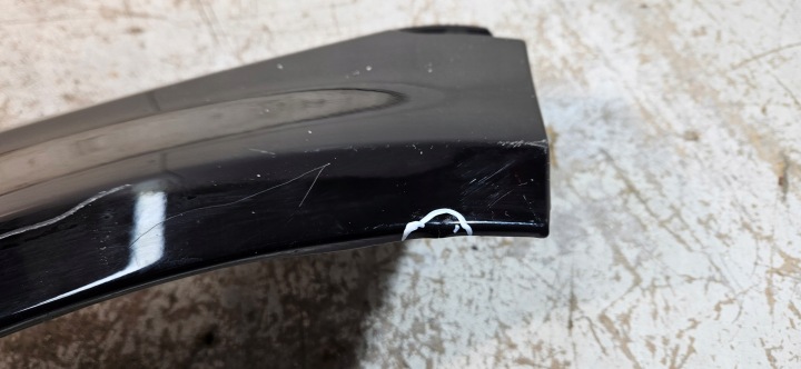 AILE AVANT AVANT DROIT MERCEDES CLA 13-19ROK A117 W117 A1178810201 ORIGINE