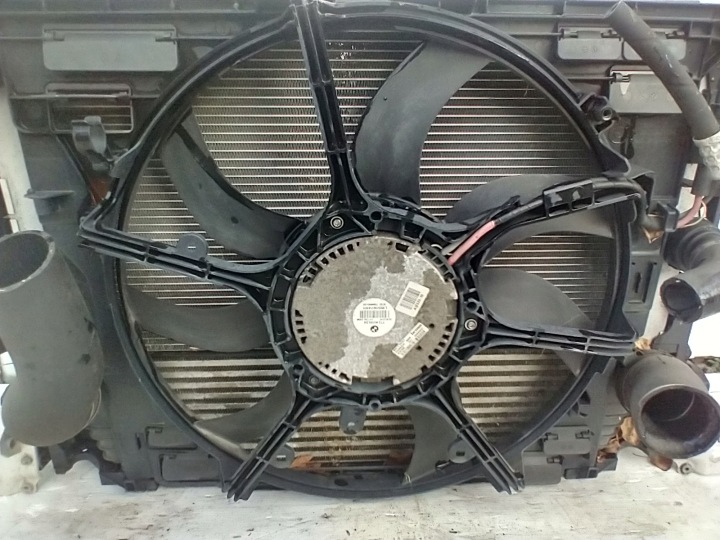 BMW 5 F10 F11 2.0D RADIATEURS ENSEMBLE VENTILATEUR 77260135 8509171